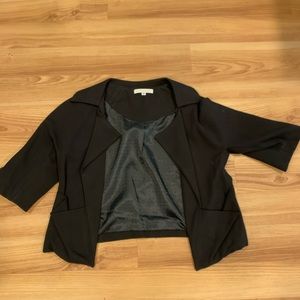 Cropped black blazer